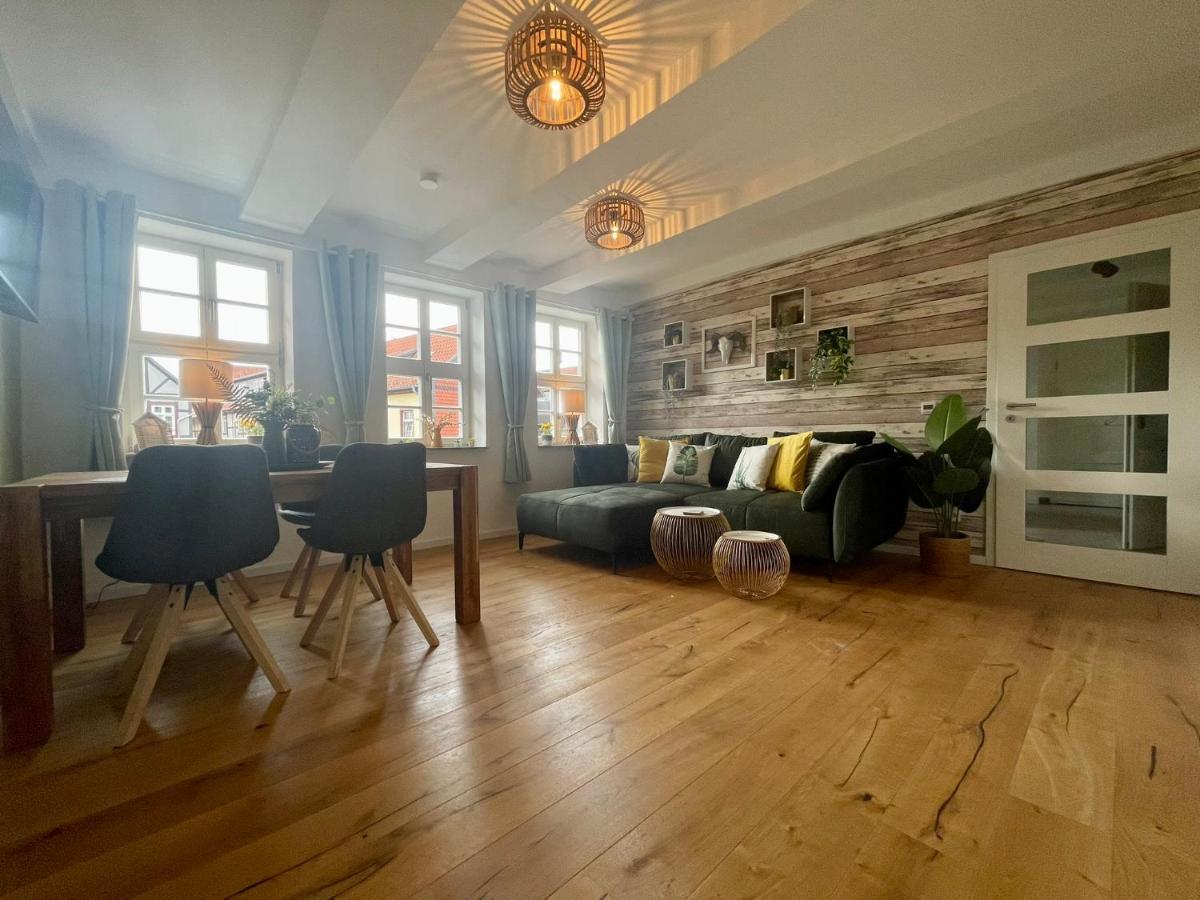 Homelikestay: Ferienwohnungen - Wernigerode - Wlan - Bestlage - Liebevolle Einrichtung Bagian luar foto