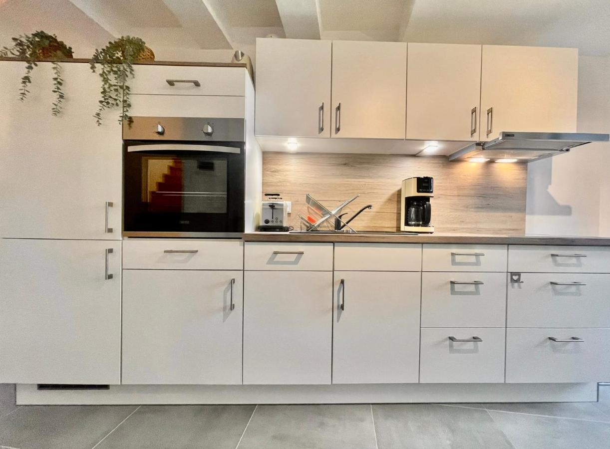 Homelikestay: Ferienwohnungen - Wernigerode - Wlan - Bestlage - Liebevolle Einrichtung Bagian luar foto