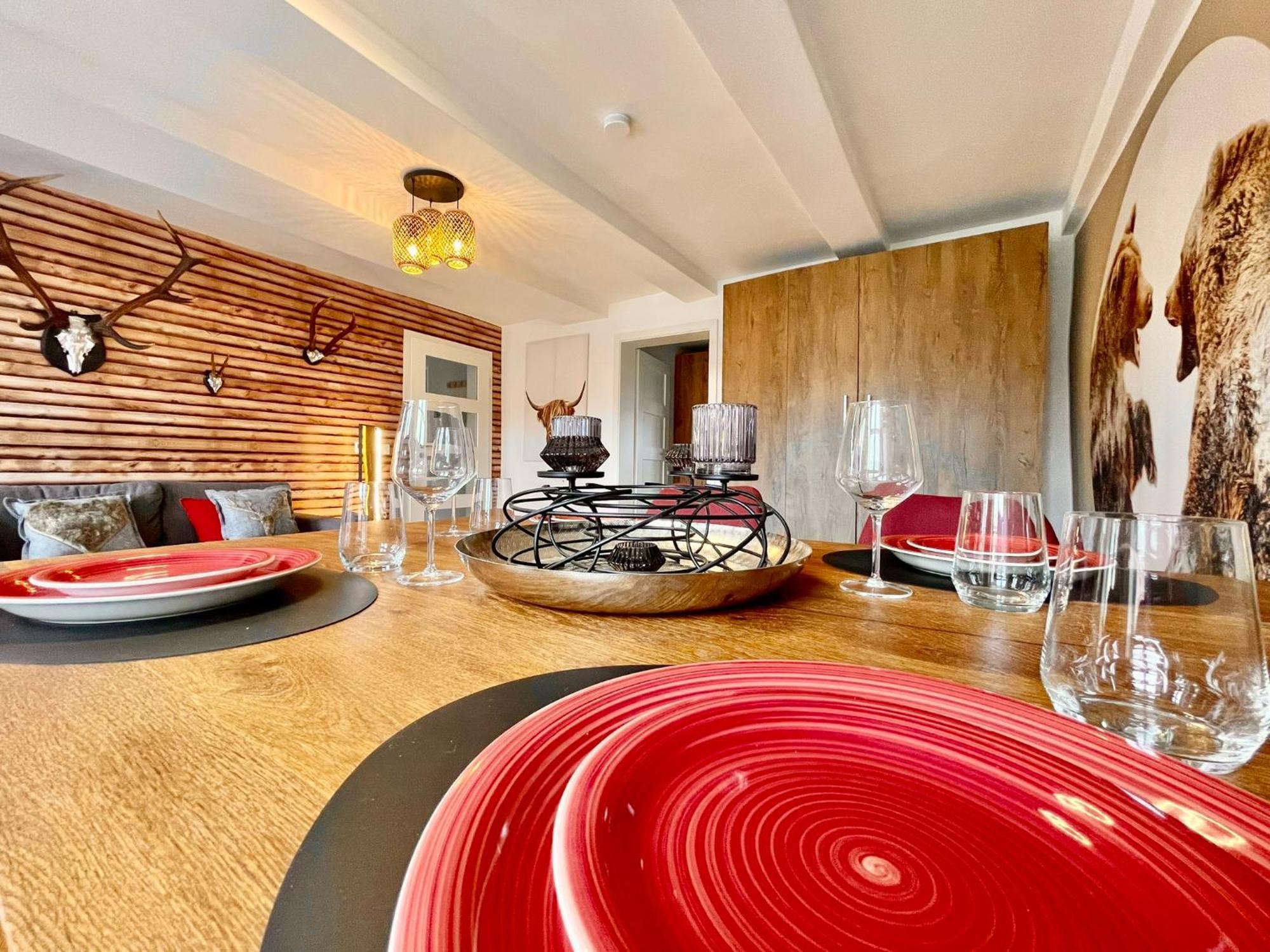 Homelikestay: Ferienwohnungen - Wernigerode - Wlan - Bestlage - Liebevolle Einrichtung Bagian luar foto