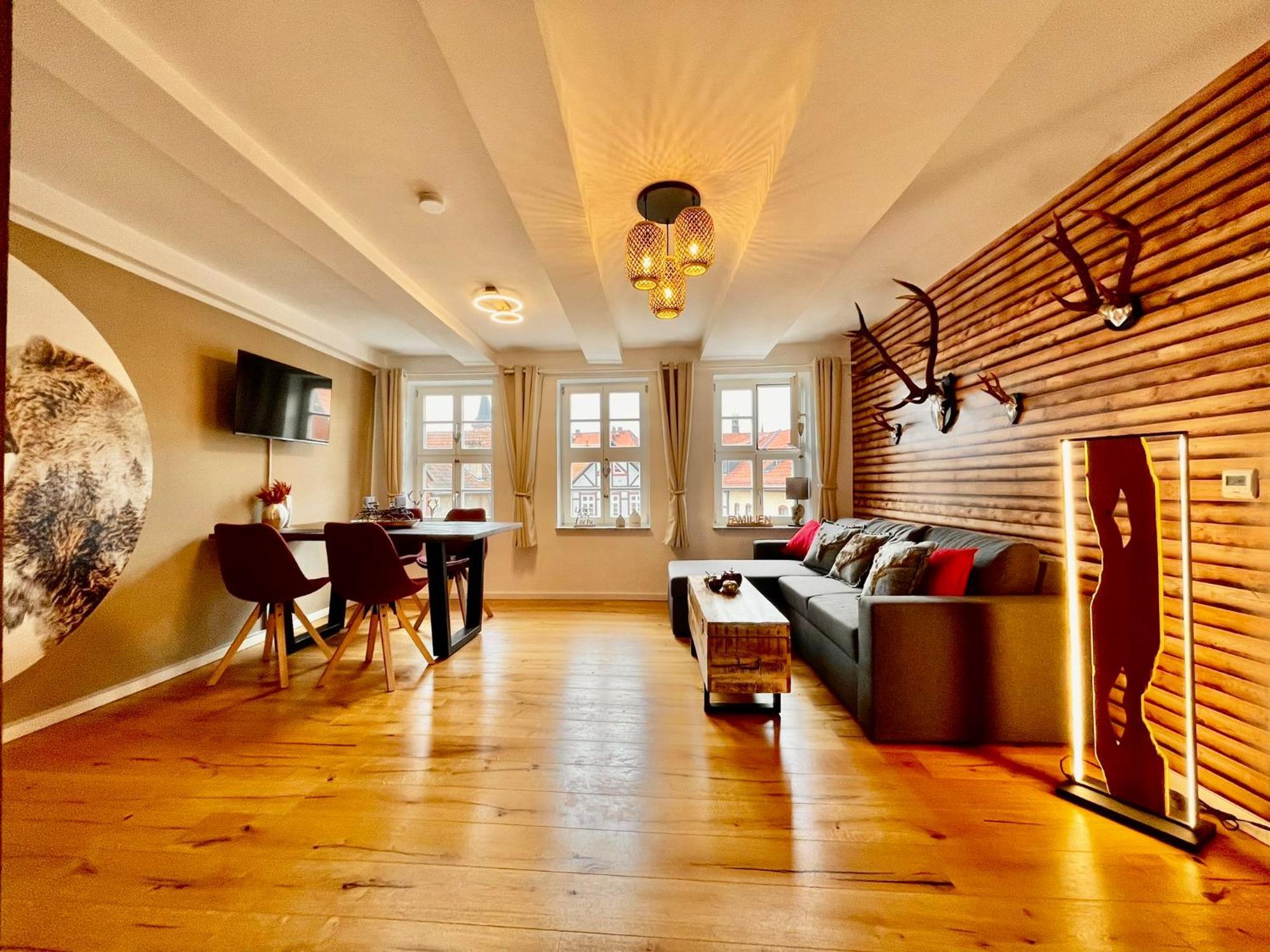 Homelikestay: Ferienwohnungen - Wernigerode - Wlan - Bestlage - Liebevolle Einrichtung Bagian luar foto