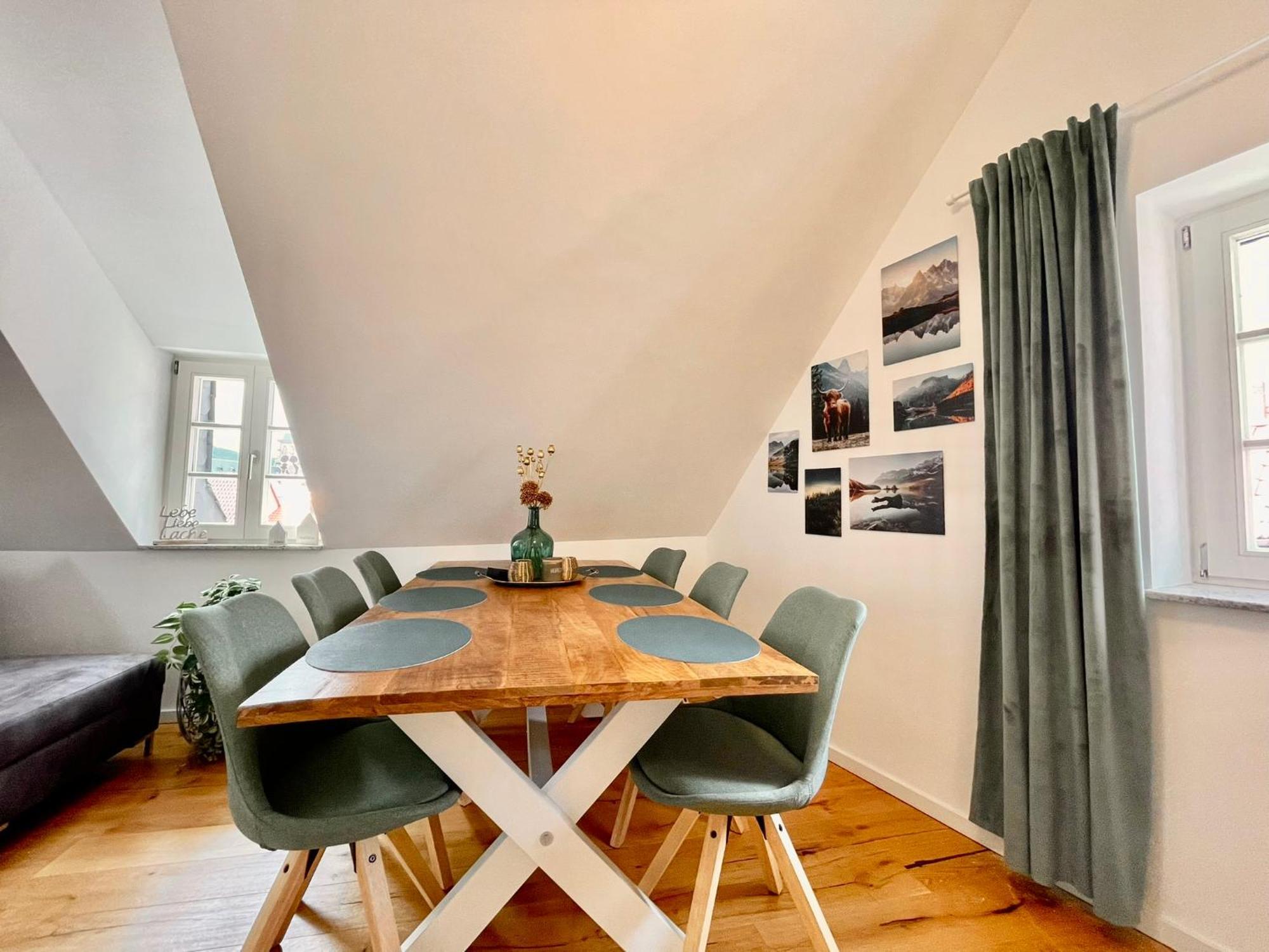 Homelikestay: Ferienwohnungen - Wernigerode - Wlan - Bestlage - Liebevolle Einrichtung Bagian luar foto