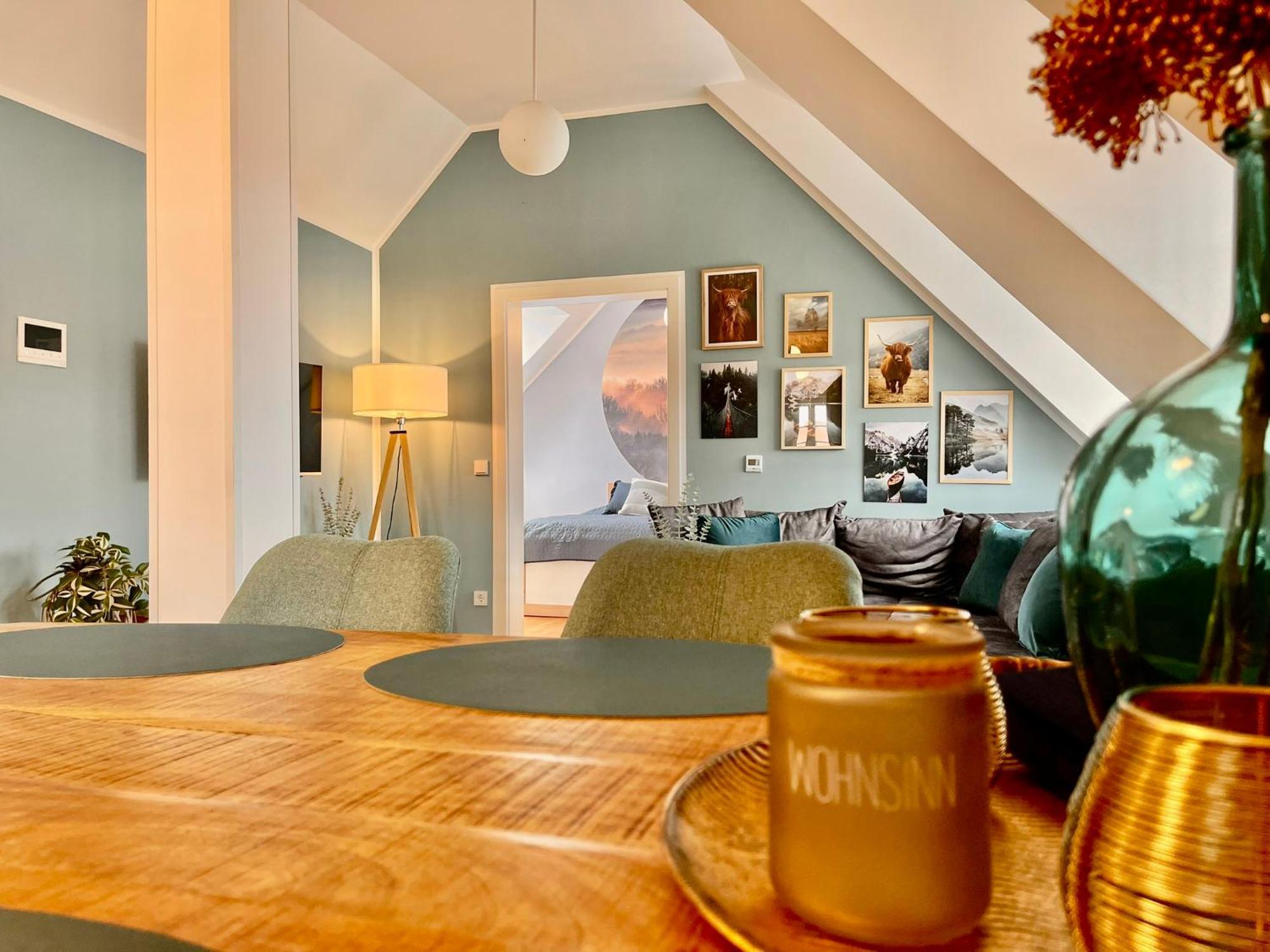 Homelikestay: Ferienwohnungen - Wernigerode - Wlan - Bestlage - Liebevolle Einrichtung Bagian luar foto